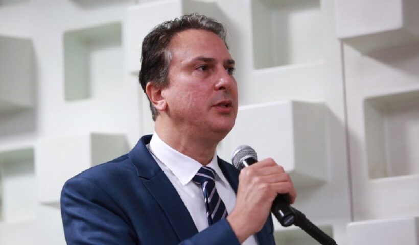 Ministro Camilo Santana. MEC anuncia suspensão do Novo Ensino Médio; entenda os motivos