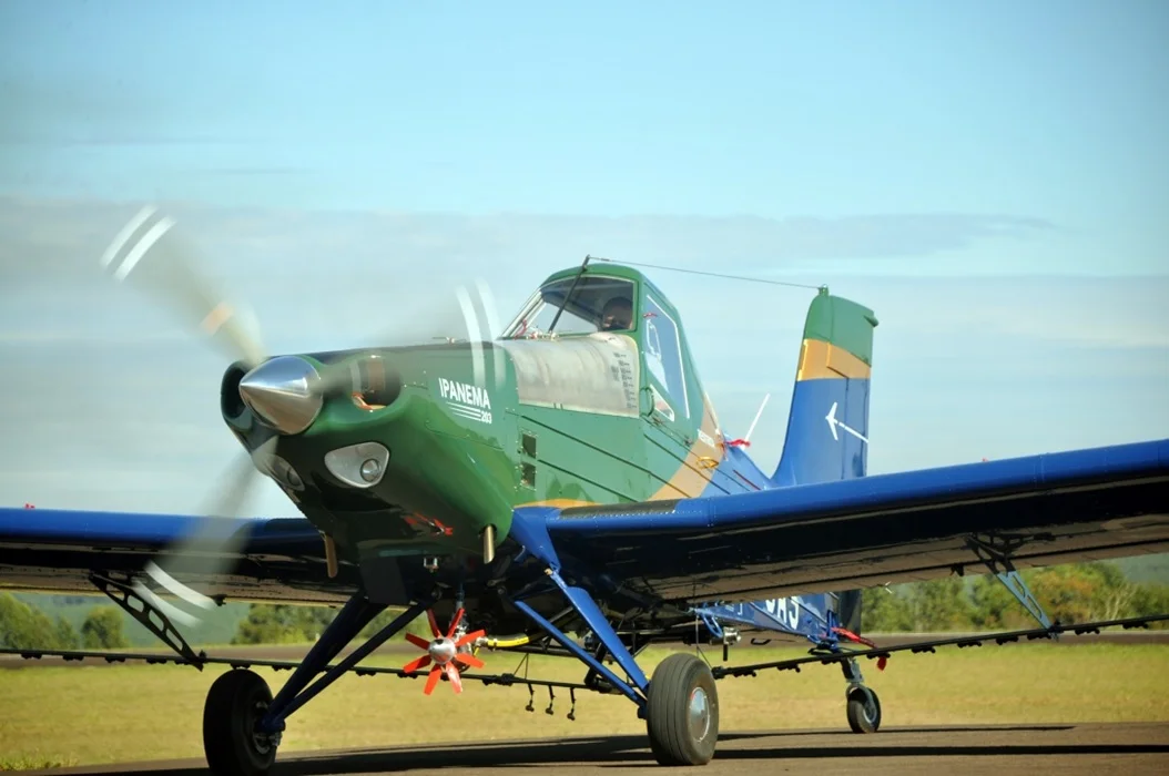 Avião agrícola da Embraer é destaque em feira na Bahia